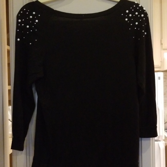 Black shirt with bling shoulders - Picture 4 of 4